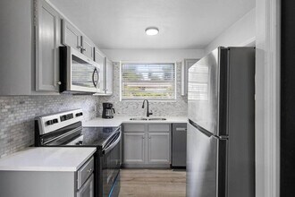 3100 Page Ave in Orlando, FL - Building Photo - Building Photo