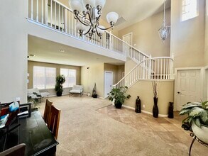 1963 Westminster Dr in Yuba City, CA - Building Photo - Building Photo