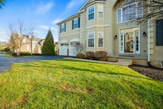 2105 Eastport Way in Harleysville, PA - Building Photo - Building Photo