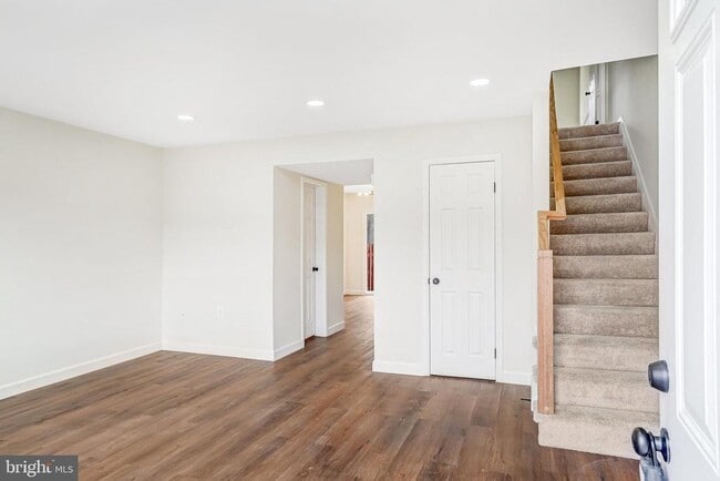 14625 Earlham Ct in Woodbridge, VA - Building Photo - Building Photo