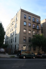 2042 Grand Ave in Bronx, NY - Foto de edificio - Building Photo