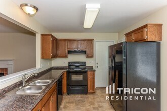 2933 Mercer Ln in Thompson's Station, TN - Foto de edificio - Building Photo