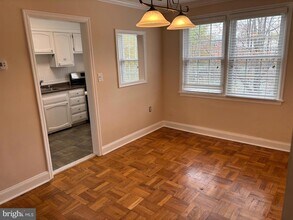 6617 E Wakefield Dr, Unit B2 in Alexandria, VA - Building Photo - Building Photo