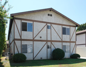 4171 Duquesne Ave in Culver City, CA - Foto de edificio - Building Photo