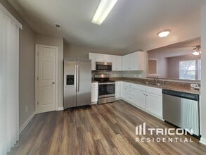 9835 Veronica Dr in Charlotte, NC - Building Photo - Building Photo