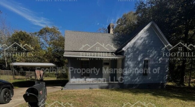 property at 209 Farmer St