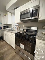 2652 W 21st Pl, Unit BF in Chicago, IL - Building Photo
