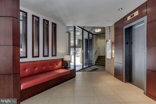 2201 L St NW in Washington, DC - Building Photo