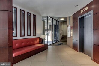 2201 L St NW in Washington, DC - Building Photo - Building Photo