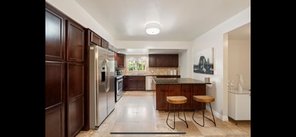 4228 Calavo Dr in La Mesa, CA - Foto de edificio - Building Photo