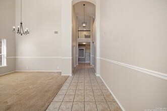 207 Verde Ridge, Unit 1306 in San Antonio, TX - Building Photo - Building Photo