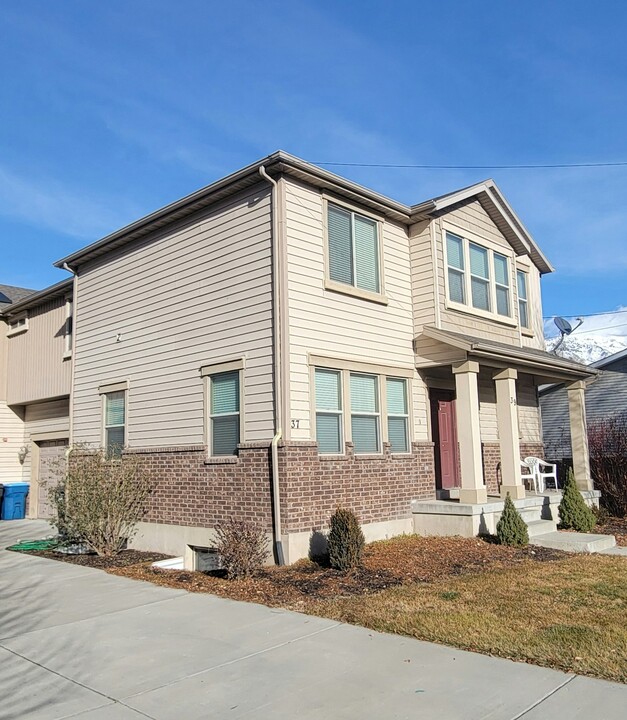 39 E 150 N in American Fork, UT - Building Photo