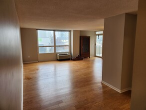 205 E Joppa Rd, Unit 302 in Towson, MD - Foto de edificio - Building Photo