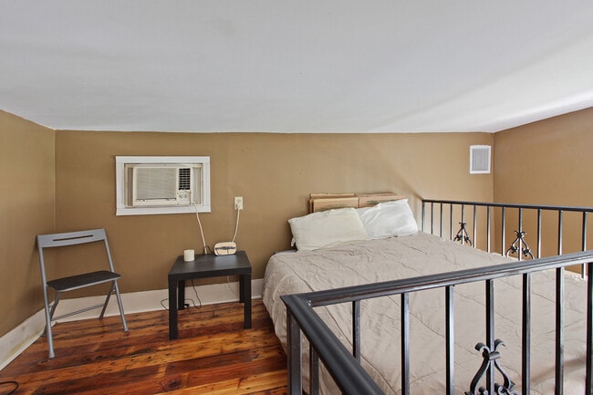1434 Constance St in New Orleans, LA - Building Photo - Building Photo