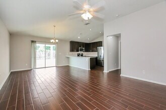 1329 Biscayne Grove Ln in Jacksonville, FL - Building Photo - Building Photo