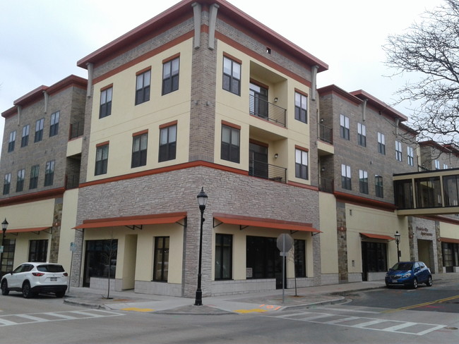 Prairieville Apartments in Waukesha, WI - Building Photo - Other