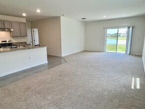 1556 CATBRIAR Way in Davenport, FL - Building Photo - Building Photo