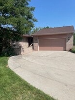 1531 W Swallow Rd in Fort Collins, CO - Building Photo