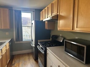 20 Belknap St, Unit 24 in Dover, NH - Building Photo - Building Photo