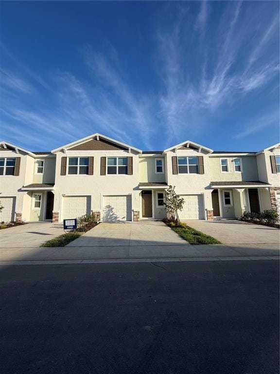 property at 32538 Midsummer Night Ln