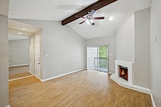 11711 Memorial Dr in Houston, TX - Building Photo - Building Photo