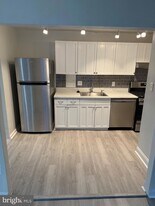 12211 Braxfield Ct, Unit 7 in North Bethesda, MD - Building Photo