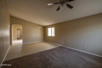 11969 Jim Webb Dr in El Paso, TX - Building Photo - Building Photo