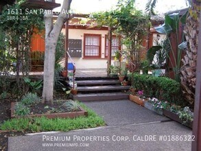 1611 San Pablo Ave in Berkeley, CA - Building Photo - Building Photo