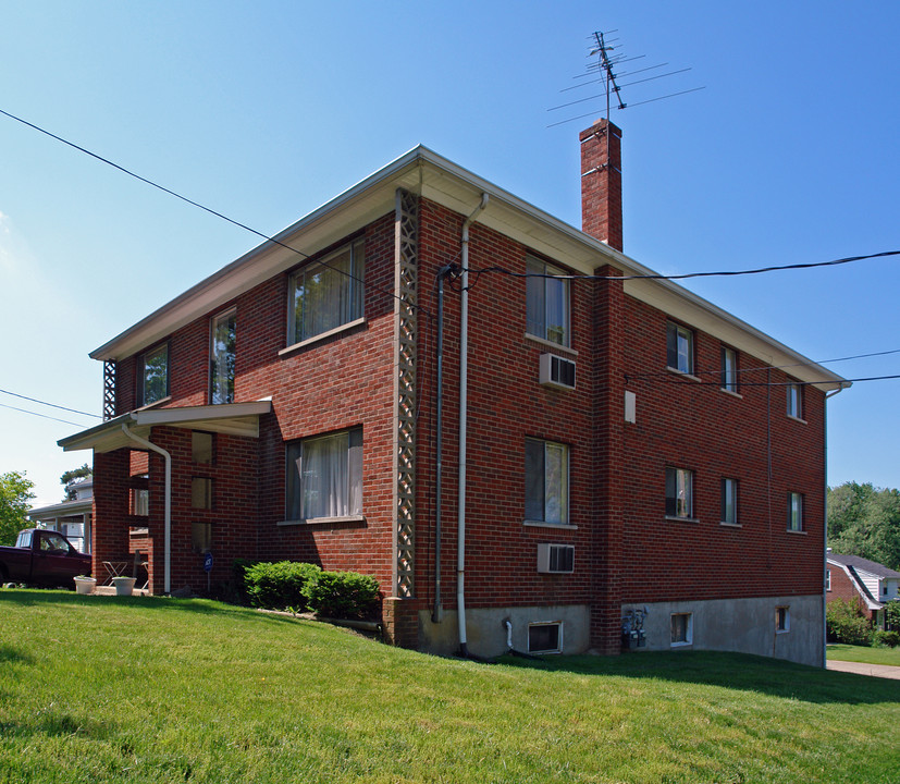 301 Stevenson Rd in Erlanger, KY - Building Photo