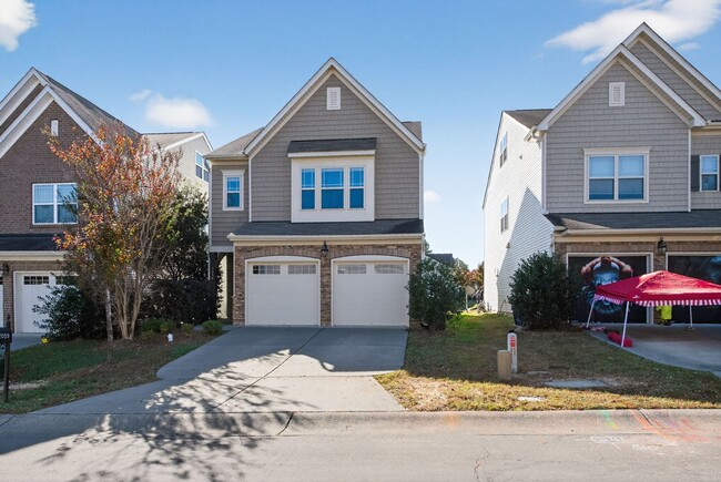 2059 October Dr in Durham, NC - Building Photo - Building Photo