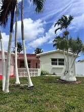 839 S Highland Dr in Hollywood, FL - Building Photo - Building Photo