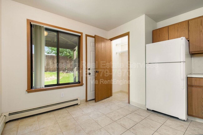 property at 2912 Earle Ave SW