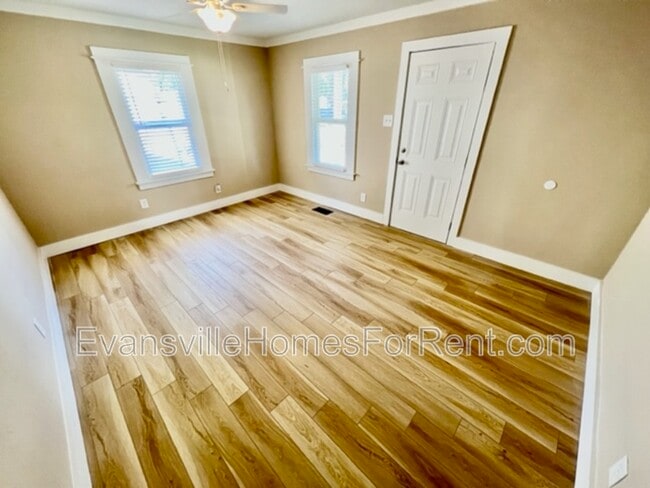 2325 Margybeth Ave in Evansville, IN - Building Photo - Building Photo