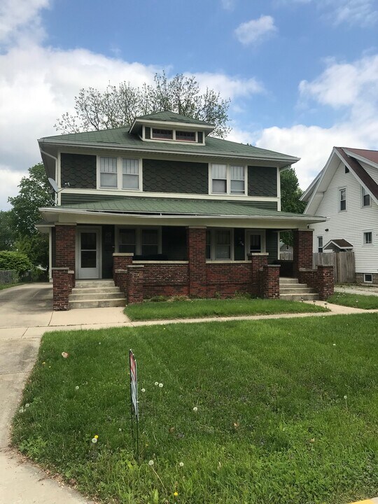 17-19 Park Ave in Lafayette, IN - Building Photo