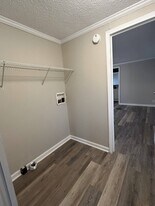 38 White Oak Village in Rainbow City, AL - Building Photo