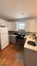 45 Blum St, Unit 1 in Newark, NJ - Building Photo - Building Photo