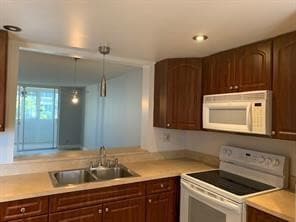 property at 320 NE 12th Ave