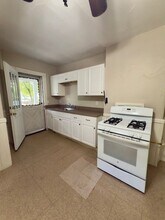 137 Lynde St in Melrose, MA - Building Photo - Building Photo