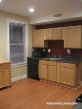 10 Bucknam St in Boston, MA - Building Photo - Building Photo