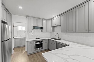 1240 W 29th St, Unit 5 in Los Angeles, CA - Building Photo