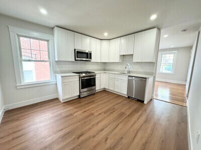 72 Belden St, Unit 4 in Boston, MA - Foto de edificio