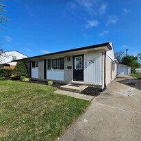 17455 Moors Ave in Fraser, MI - Building Photo