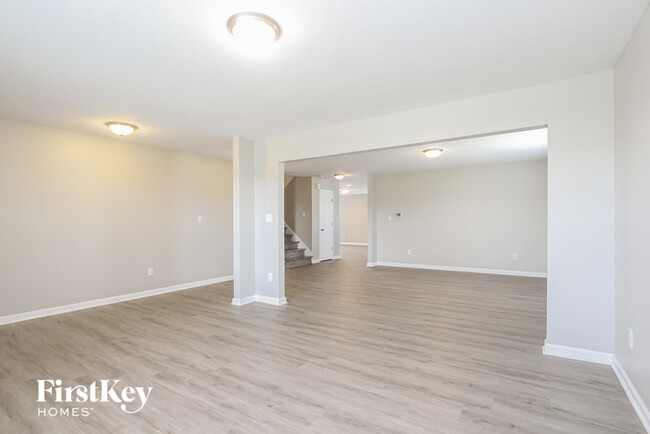 737 Prospector Dr in Greenfield, IN - Building Photo - Building Photo