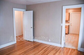 5405 Harrison St in Kansas City, MO - Building Photo - Building Photo