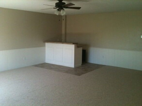 5439 47th St in Lubbock, TX - Foto de edificio - Building Photo