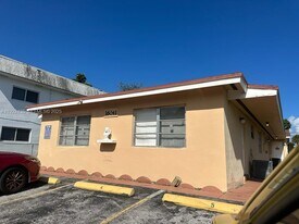 16041 NE 19th Ct in North Miami Beach, FL - Building Photo