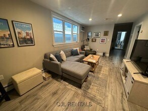 63 Falcon St in Boston, MA - Building Photo - Building Photo