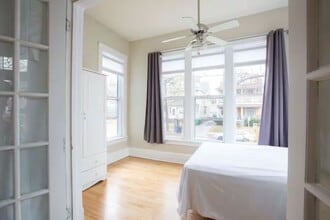 900 W 22nd St, Unit 901 in Minneapolis, MN - Foto de edificio - Building Photo