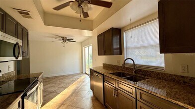 126 Zacalo Way in Kissimmee, FL - Building Photo - Building Photo