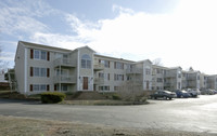 16 Mill St in Springvale, ME - Foto de edificio - Building Photo